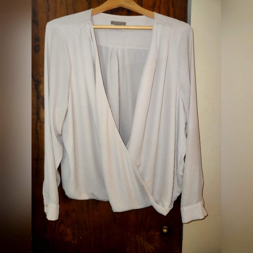 H&M plus size blouse